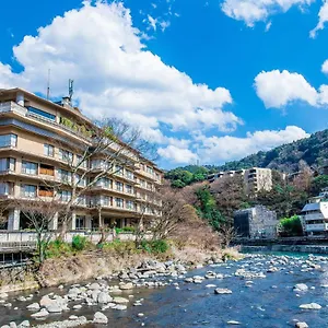 传统日式旅馆 箱根河鹿庄酒店